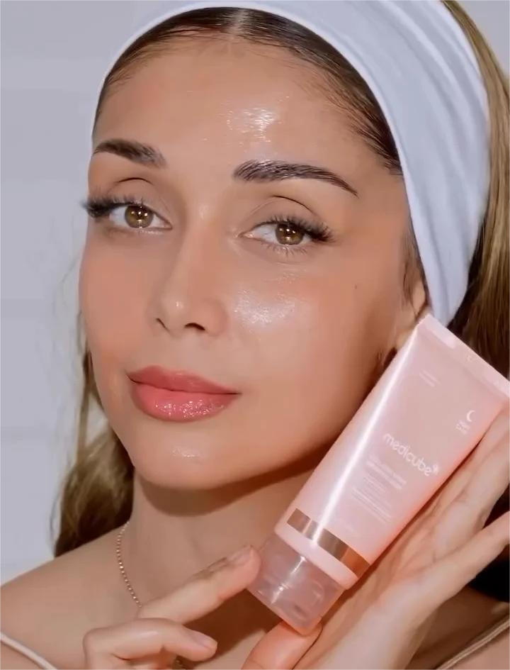 Medicube - Collagen Night Wrapping Mask Buy 1 Get 1 Free